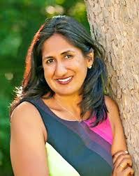 Maria Abud's Instagram, Twitter & Facebook