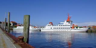 Fahre Zwischen Neuharlingersiel Und Spiekeroog