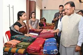 ग्राम नारी की महिलाएं: हाथ करघे से सफलता तक के सफर की तस्वीर – TV INDIA LIVE