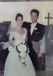 Tom Hanks And Rita Wilson Wedding Famous Wedding Dresses Celebrity Wedding Dresses Celebrity Bride