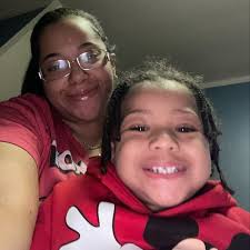 Adorable Roxanne Shanté and her mom