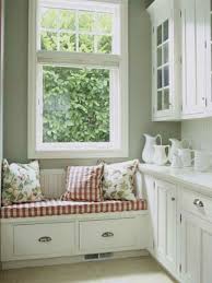 Sitzecke Am Fenster Kissen Sitzbank Dream House Pinterest Kitchens Shabby And Interiors Haus Deko Fensterplatz Sitzecke