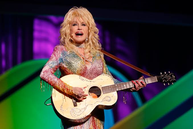Dolly Parton Announces Rare Stripped-Down Nashville Concert