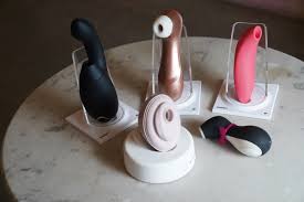 Satisfyer, el juguete sexual que Lali Espósito sacó de la cartera y arrasa  con las ventas