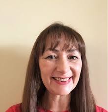 Lucille Whitehead's Instagram, Twitter & Facebook