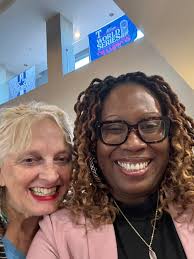 DoorDash Lady Asked If I Can Meet Her In The Lobby. You Work For  LobbyDash?🤔