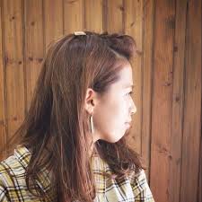 時短で可愛く くるりんぱ ねじねじ ゴム ピン で簡単前髪アレンジ12選 簡単 ヘアアレンジ ヘアアレンジ 長い前髪 アレンジ