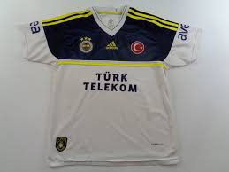 Football shirt maker is not a football shirts store, buy football shirts we recommend official store of fenerbahçe sk, nike, adidas, puma, under armour, reebok. 2012 13 Fenerbahce Away Shirt S Small White Adidas Vintage Clothes Football Shirts