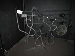 This Is What Disney S Haunted Mansion Looks Like Behind The Scenes Disney Haunted Mansion Haunted Mansion Disneyland Backstage Disney