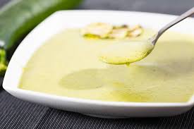 Soupe Cookeo Courgette Vache Qui Rit Un Delice Pour Diner Ou Entree Soupe Froide Courgette Courgette Vache Qui Rit Courgette Curry