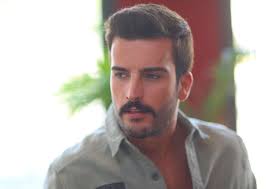كما اعاد نشر صور المهنئين الذين ذكروا اسم. Ø§Ù„Ù…ÙˆØª ÙŠÙØ¬Ø¹ Ø§Ù„ÙÙ†Ø§Ù† Ù…Ù‡Ù†Ø¯ Ø§Ù„Ø­Ù…Ø¯ÙŠ