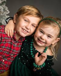 Iris Jarvis's Instagram, Twitter & Facebook