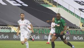 Beşiktaş, bu galibiyetle puanını 18'e yükseltirken denizlispor 11 puanda kaldı. Super Lig Denizlispor 1 Besiktas 5 Mac Sonucu Nallihan Haber Gundem Gazete Ankara