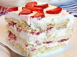 Recette Gateau Frigidaire Aux Fraises Sans Cuisson Thanksgiving Food Desserts Baked Strawberries Strawberry Icebox Cake