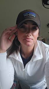 yeah you should just switch now...#wlw #lesbiansoftiktok 🩵🤍