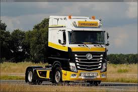 Mercedes Actros 2 Mp4 2011 Mercedes Camion Fourgon