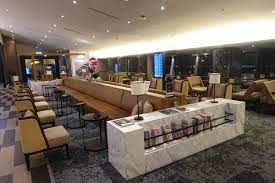Finding the golden lounge mas klia can be confusing the first time you try! Malaysia Airlines Golden Lounge Review I One Mile At A Time