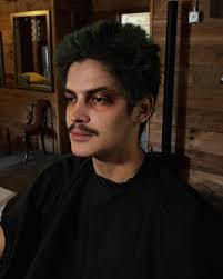 Fun #bts from a shoot with Sarah Creel and @cac.photography_ last month. I  forgot this was in my phone. ✨📸✨📸✨📸✨ #blackandwhite #fashionfun...