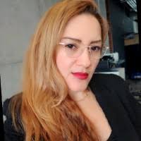 90+ perfiles de «Dori»