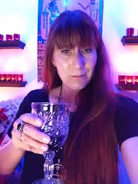 What is kind of your lover's characteristic that you find?