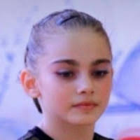 Am avut emoții mari, îmi venea să plâng înainte să intru în sala de concurs, mărturisește maria. About Maria HolburÄƒ Romanian Artistic Gymnast 2000 Biography Facts Career Wiki Life