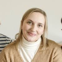 Miranda Murray's Instagram, Twitter & Facebook