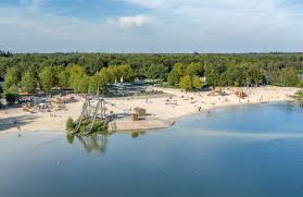 Ligging van vakantiepark beekse bergen de ligging van vakantiepark beekse bergen is ideaal ten opzichte van het safaripark en het victoriameer, beide op loopafstand te bereiken. Vakantiepark Beekse Bergen In Hilvarenbeek Stacaravans In Noord Brabant Eurocamp Glampings