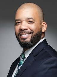 Chris Crume's Instagram, Twitter & Facebook