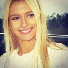 Stephanie Kennedy's Instagram, Twitter & Facebook