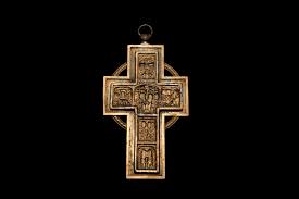 There are 2 bands named celtic cross 1) celtic cross consists of simon posford (hallucinogen, shpongle, younger brother), saul davies (james) and martin glover aka youth. Celtic Cross 1 Jewel House