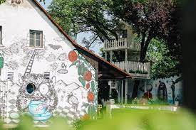 See more ideas about outdoor gardens, garden design, garden inspiration. Love This Place Bild Von A Most Unusual Garden Zagreb Tripadvisor