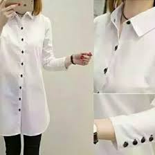Sejarahnya dulu kemeja hanya berwarna putih dan hanya dipakai oleh para bangsawan eropa dengan hiasan renda renda di bagian lengan dan kerah. Jual Produk Kemeja Putih Wanita Fashion Termurah Dan Terlengkap Maret 2021 Bukalapak