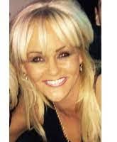 Elaine Derry's Instagram, Twitter & Facebook