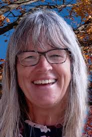 Carmen Bouchard's Instagram, Twitter & Facebook