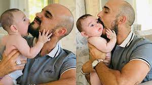 Maybe you would like to learn more about one of these? Definicion De Comerse A Besos Las Tiernas Postales De Abel Pintos Y Su Hijo