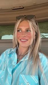 Ashley Haven's Instagram, Twitter & Facebook