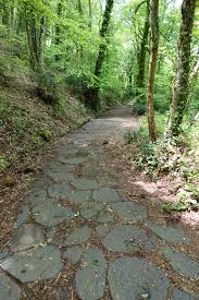 Si tratta di un luogo in cui si fondono leggende antiche e moderne, dove echi. Rome The Second Time Best Hike In The Colli Albani Monte Cavo Twice With Gourmet Lunch