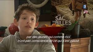 Difficile pour nous de ne pas frémir à la pensée de ces deux jeunes frères jetés sur les routes de france avec leur besace et leurs habits pour tout bien. France 3 Bretagne Rencontre Avec L Enfant Acteur Du Film Un Sac De Billes Facebook
