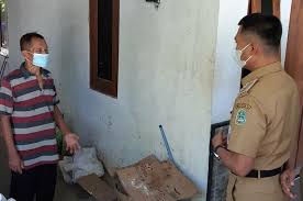 Moral adalah kebaikan yang disesuaikan dengan ukuran tindakan yang diterima oleh umum. Beri Dukungan Moral Bupati Gunungkidul Sunaryanta Sambangi 34 Warga Terpapar Covid 19 Bagian 1
