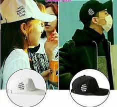 Park sandara or dara is a production assitant in kebn. Nb Yg Denies Dating Rumor Between Gd And Dara Netizen Nation Onehallyu