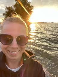 Caroline Eifert's Instagram, Twitter & Facebook