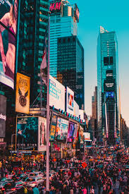 Onde Ficar Em Nova York Dicas De Hoteis Perto Da Times Square Um Viajante Times Square New York New York City Travel New York Travel