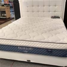 Spring bed adalah suatu mebel atau tempat yang digunakan sebagai tempat tidur atau beristirahat. Daftar Harga Kasur Springbed Terbaru 2021 Mulai Dari Rp1 Jutaan