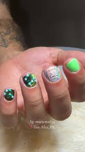 ¿Que opinan de que los chicos se pinten las uñas? #rickandmorty #nails  #manicura #shellac