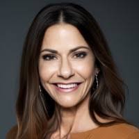 Elena Johnston's Instagram, Twitter & Facebook