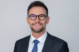 Jamie Biddle's Instagram, Twitter & Facebook