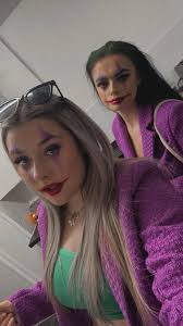 Beth Paton (@bethpaton15)