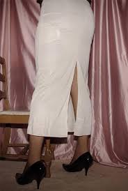 Long White Half Slip With Visible Garter Bumps Underneath Sheer Stockings And Black High Heels Damemode