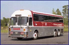 Bj And The Bear Truck Specs Old Bus Photos Bus For Sale Bus Sales Prevost Buses Stars Buses Entertainer Bus Motorhome Star Bus Bus Motorhome Buses For Sale