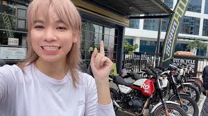 小Zhee试骑Royal Enfield Himalayan 411 啦